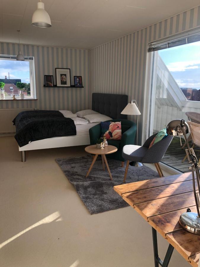 Apartamento Dejligt Vaerelse Med Eget Bad Og Havudsigt Assens Exterior foto